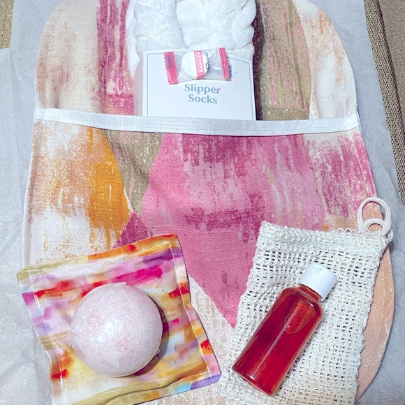 Spa Tote - Picture 8 of 8